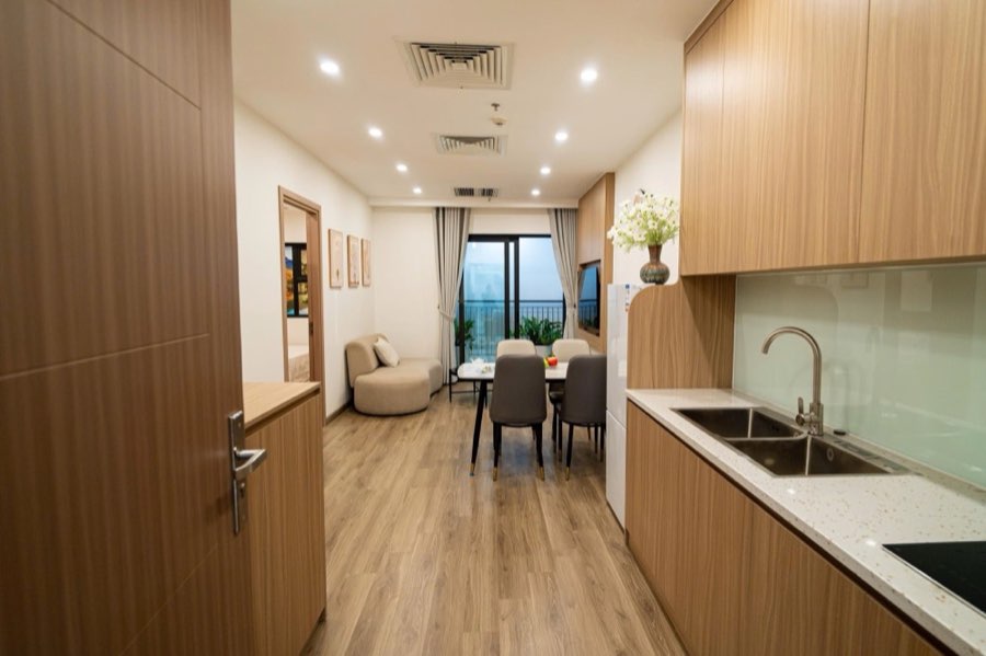 Bếp chữ I nhìn ra phòng khách